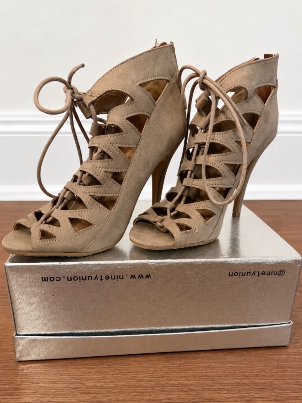 Chinese Laundry Taupe Lace-Up Peep Toe Stiletto Heels | Size 9